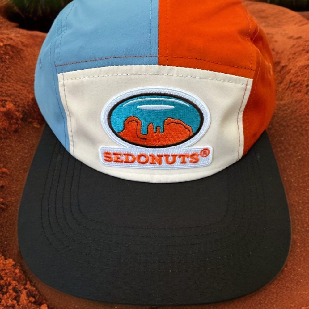 hat 3 panel